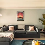 The Centurion - Pool Deck Apartment With Views!