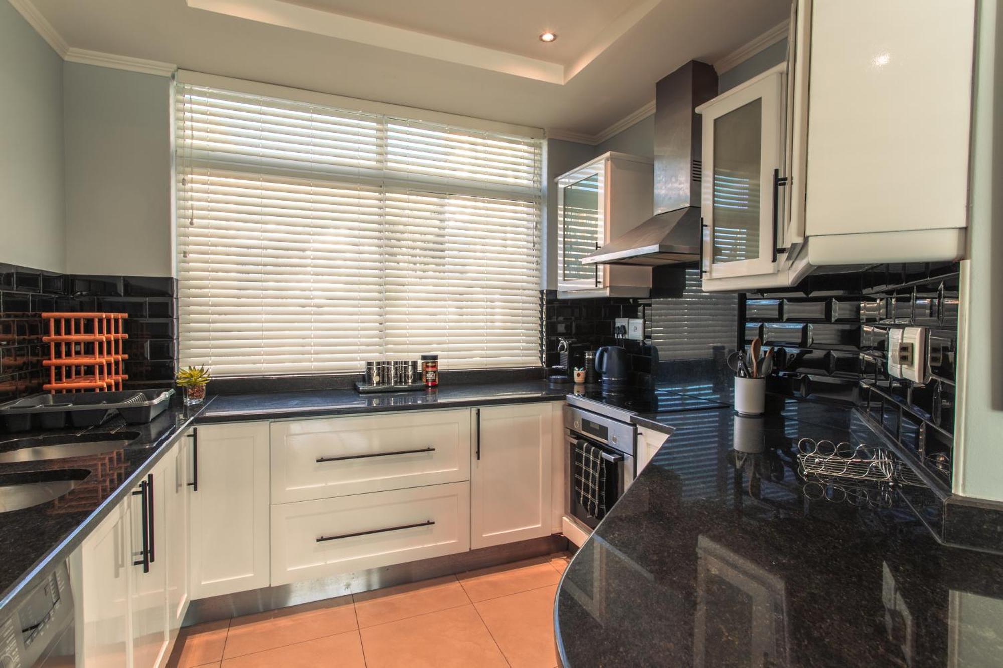 The Centurion - Pool Deck With Views! Apartment Cape Town