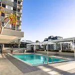 The Centurion - Pool Deck Apartment With Views!