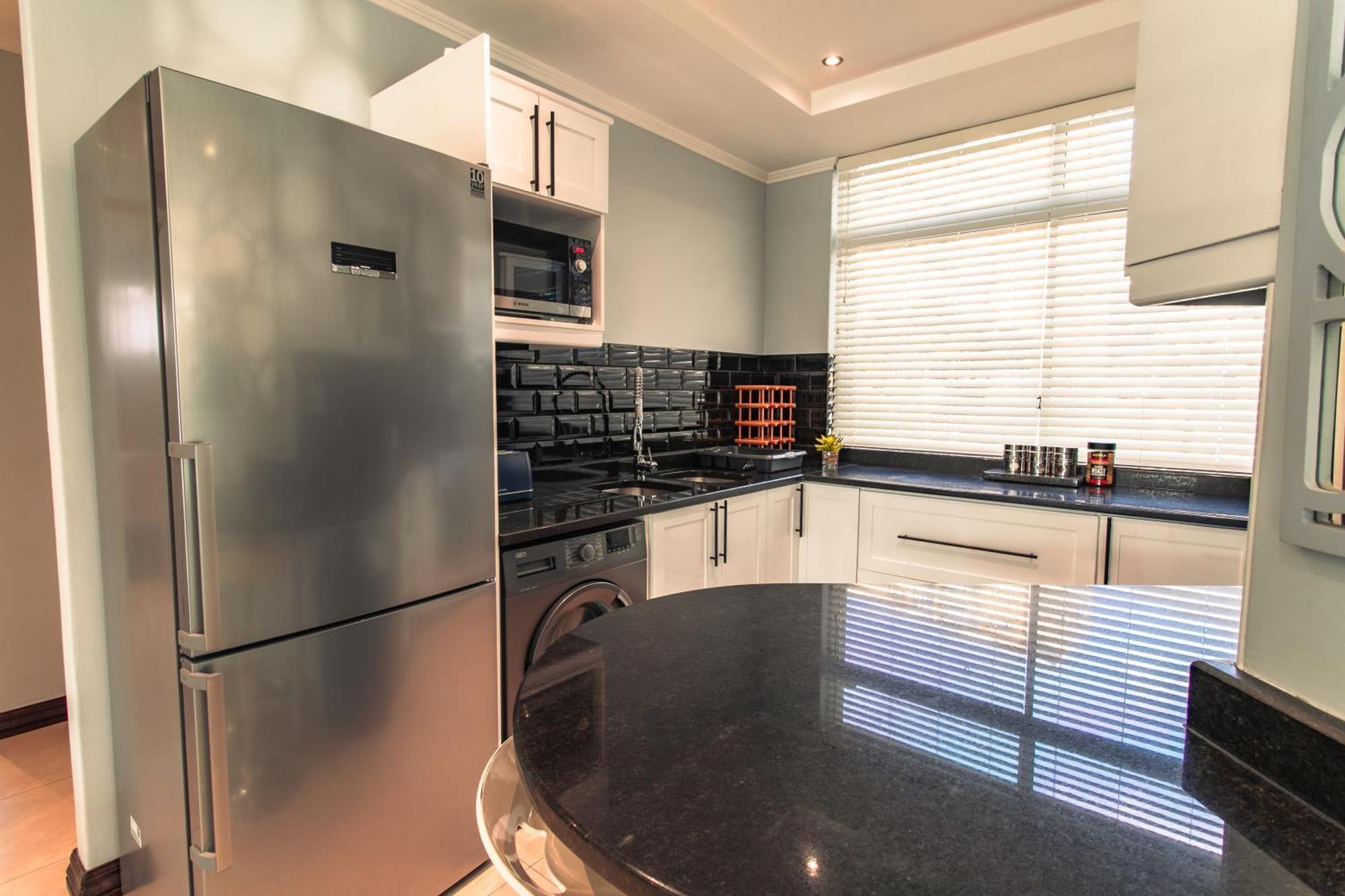 Apartment The Centurion - Pool Deck With Views! Cape Town